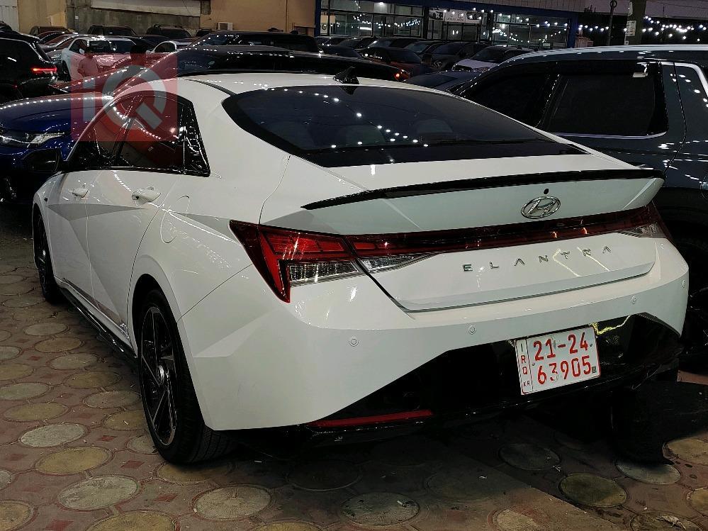 هیوندای ئەلەنترا